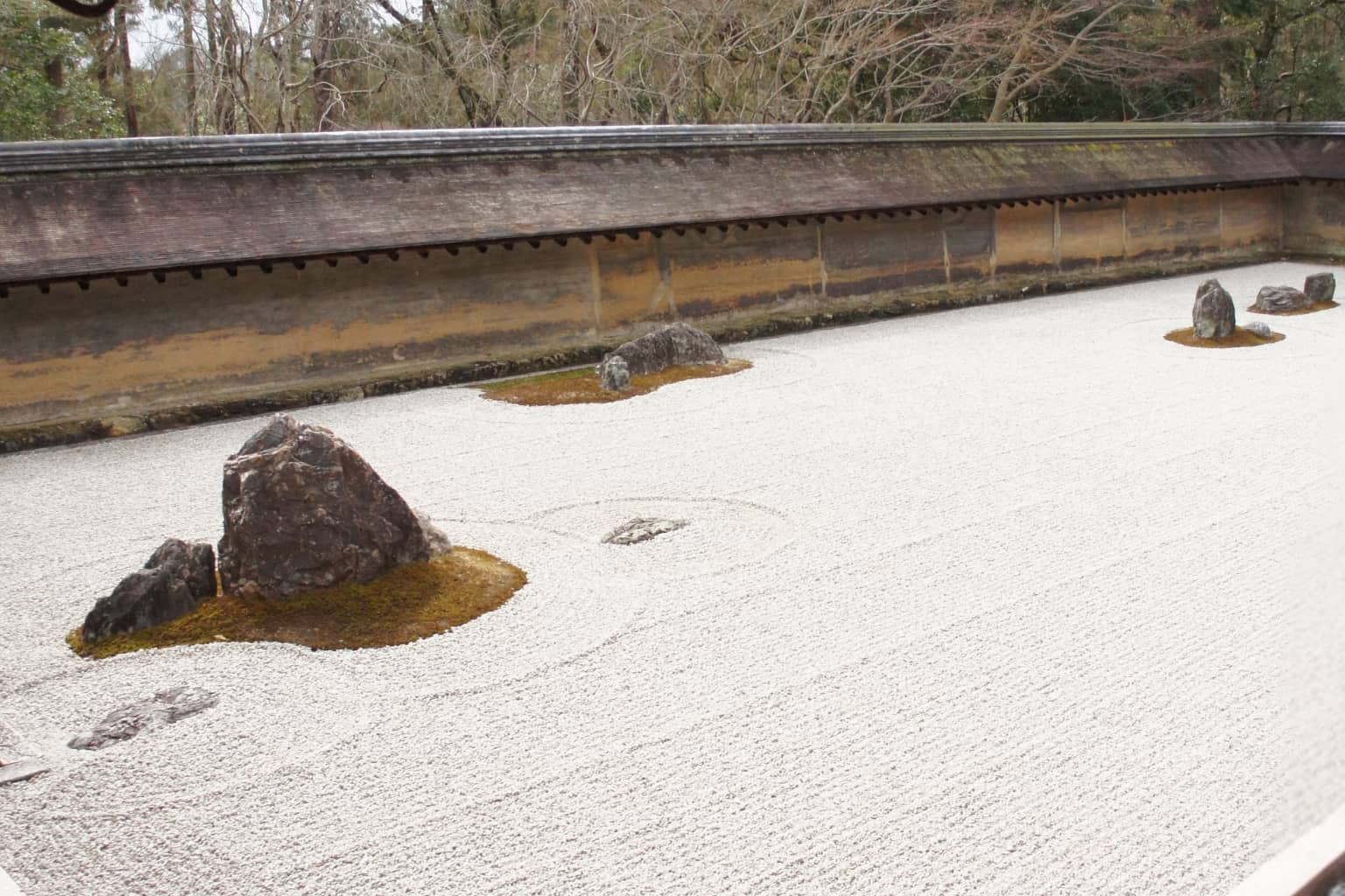 京都で静かに過ごすコツアイキャッチ画像